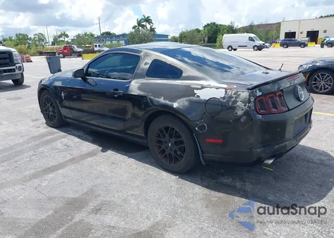 2013 Ford Mustang V6 Premium из США, поврежденный, VIN 1ZVBP8AM5D5263496